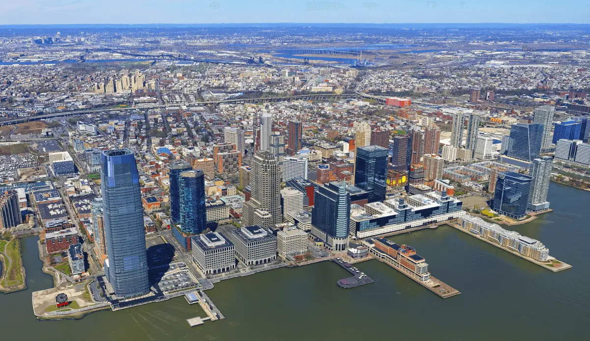 How Much Money Do Restaurant Owners Make Each Year in New Jersey