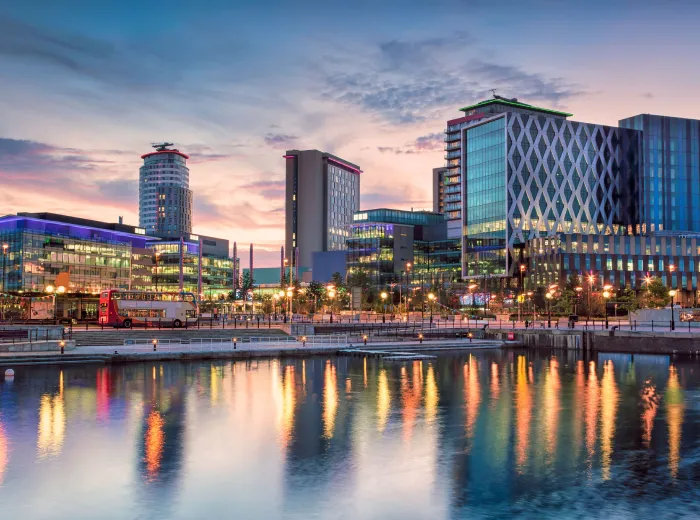 opening a restaurant in manchester